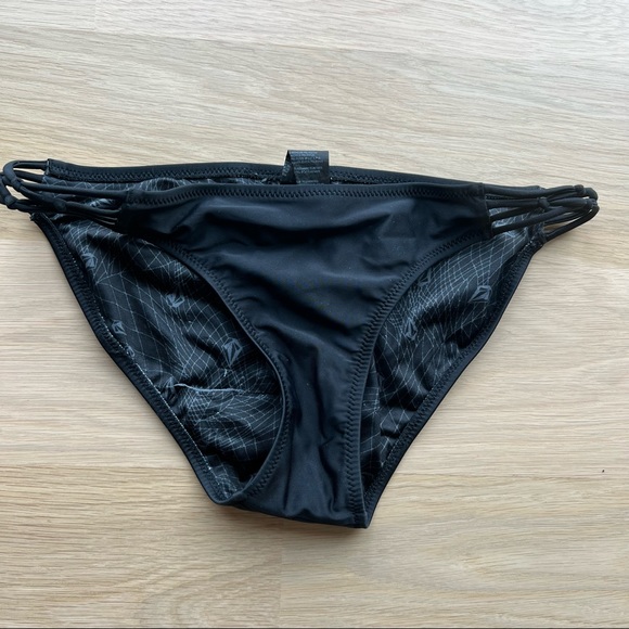 Volcom Swim Top - Picture 5 of 7